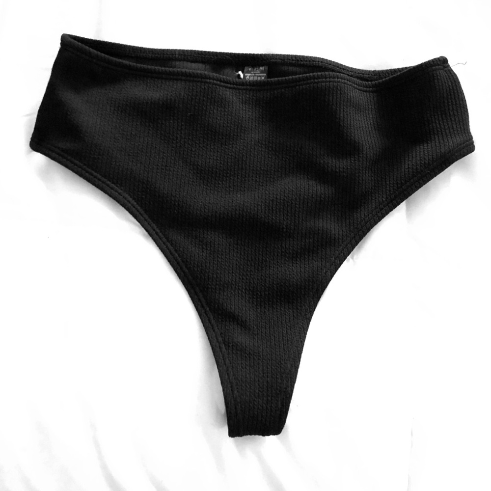 Boutinela hi-rise ribbed thong bikini Medium